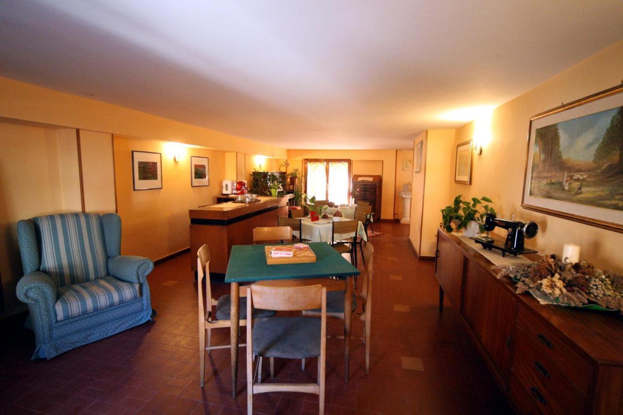 Albergo I Longobardi Chiusi Kültér fotó